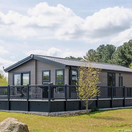 Ella Lodge Lincoln Exterior photo